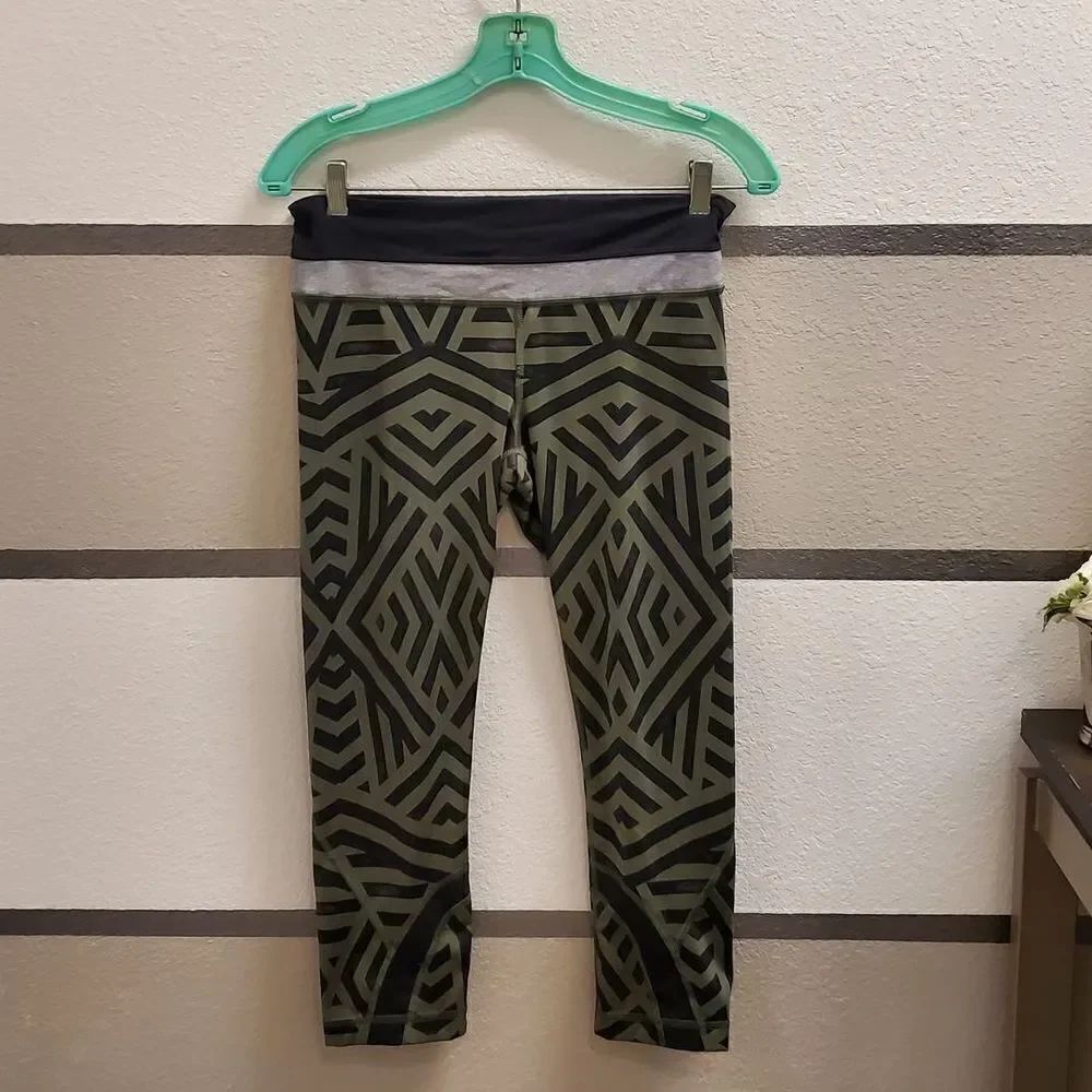 Lululemon Run: Inspire Cropped Legging Sz 6